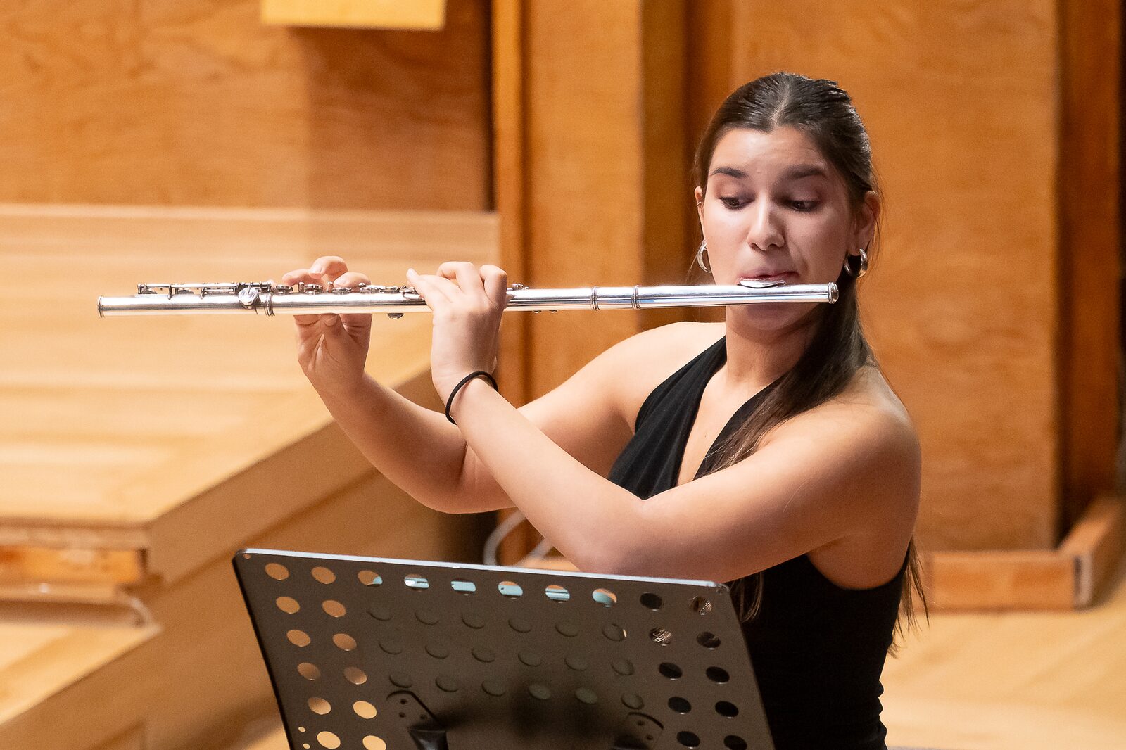 Flautist Lora Krasteva of Camerata Bulgarica in performance — watch on YouTube