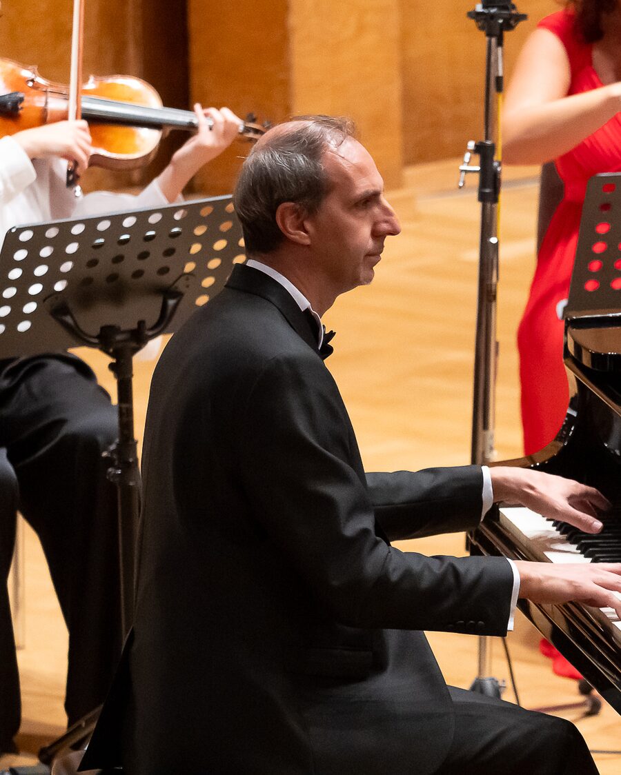 Miroslav Georgiev, artistic Director · Piano, performing at Homecoming in Bulgaria Hall